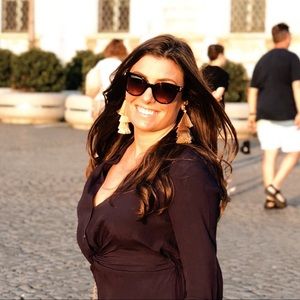 Meet your Posher, Catherine